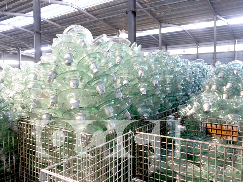 What-are-the-advantages-of-transparent-glass-insulators？2.jpg