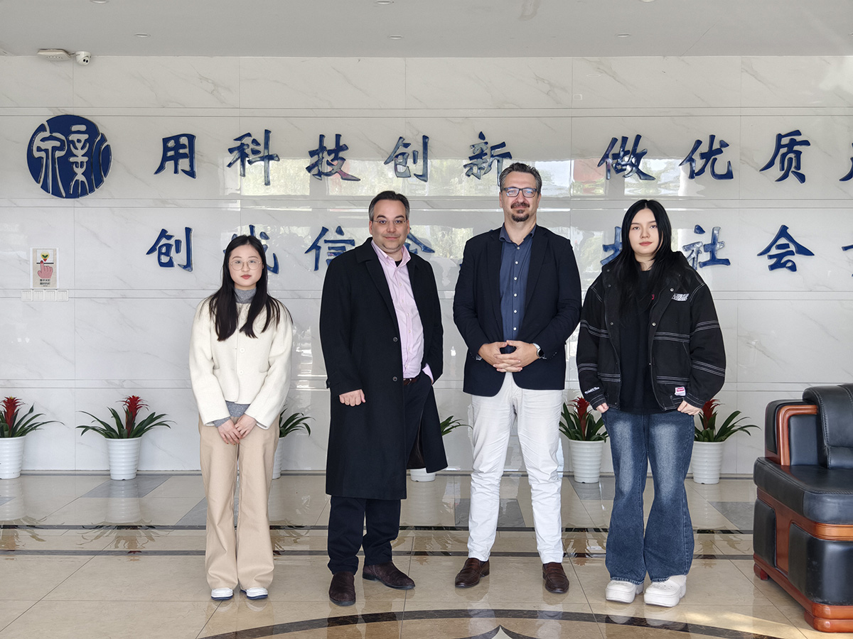 European customers visit Qoci Electric to inspect the glass insulator and porcelain insulator production base