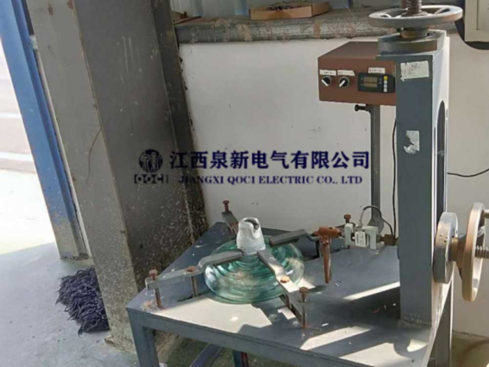 Fitting-pin-checkout-equipment